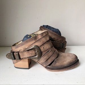 EUC Freebird by Steven Leather “Lucky” Mule Boots